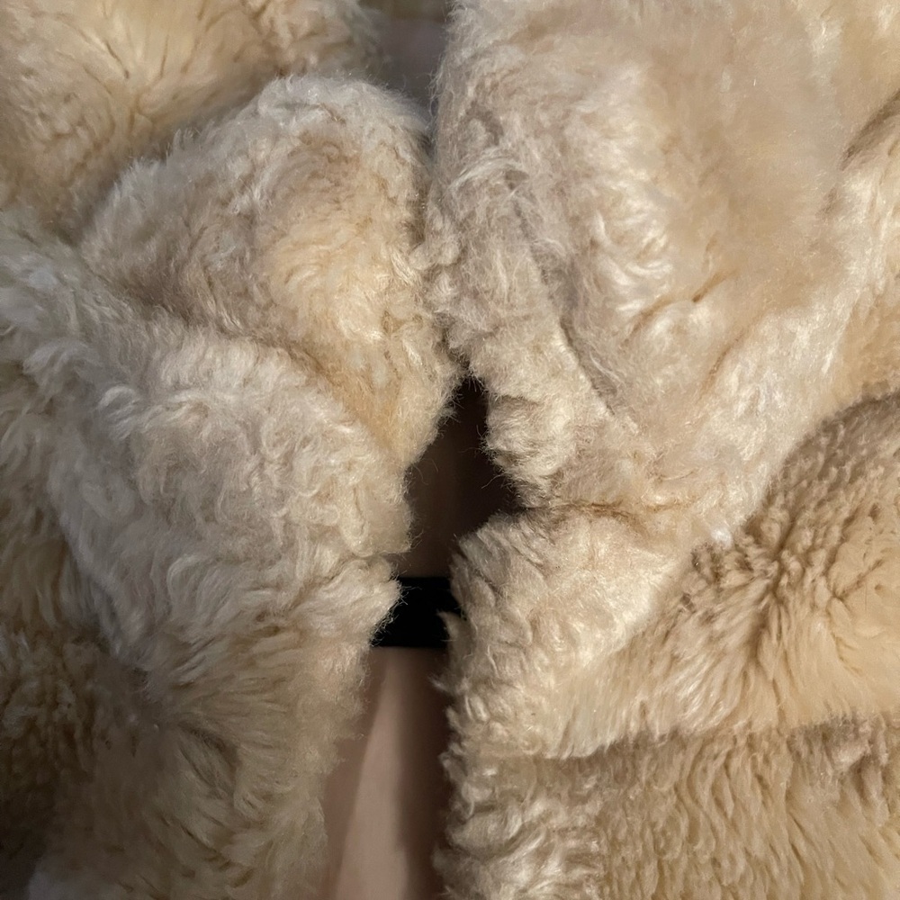 NEWING JEANS FAUX FUR COAT Y2K EUC - Picture 9 of 10